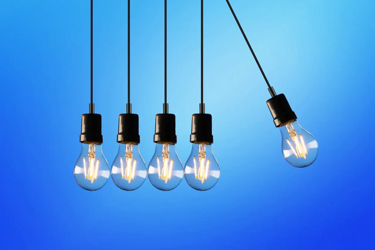 Picture of light bulbs for Triad NC electrical services by MSS-Ortiz.